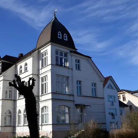 Schloss Hohenzollern 10 *