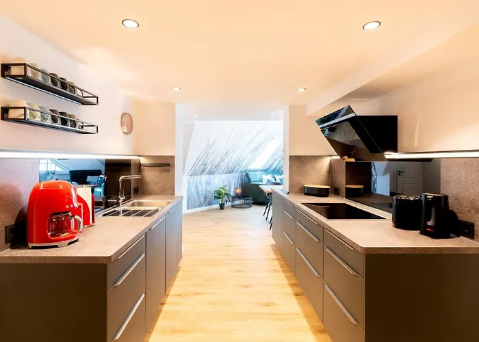 Schloss Hohenzollern 10 *