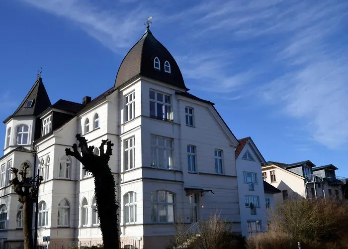 Schloss Hohenzollern 10 *